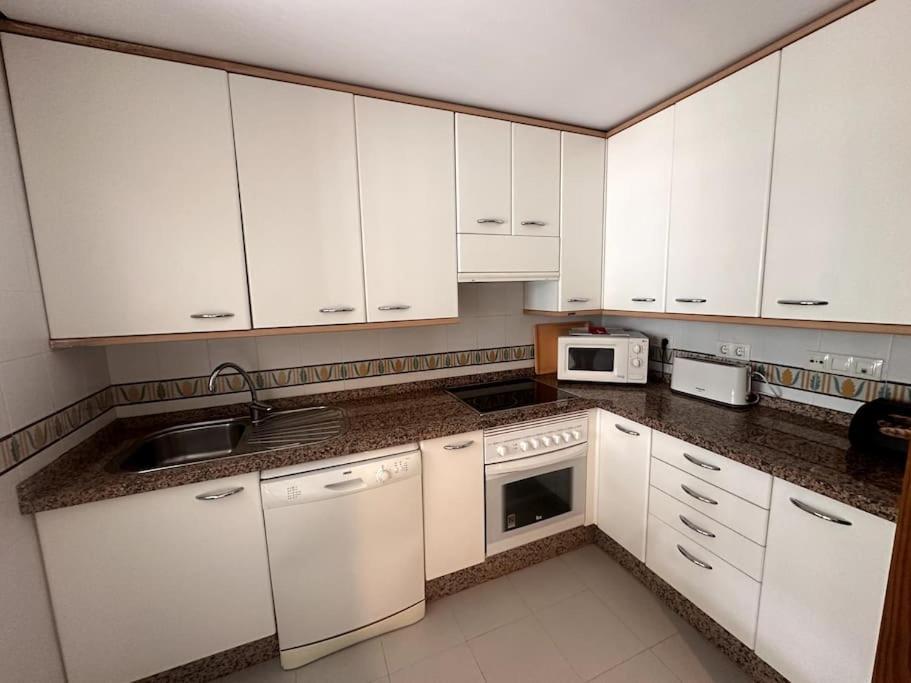 Costalita Beach Apartamento En Estepona Exterior foto