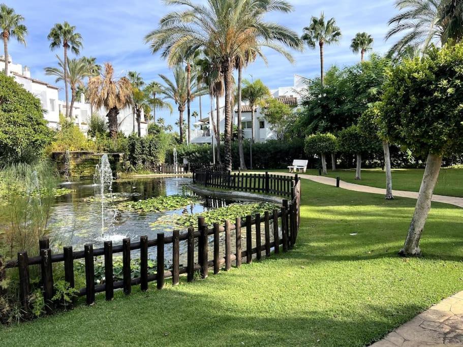 Costalita Beach Apartamento En Estepona Exterior foto